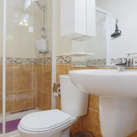 Bungamerica - 2 Bedrooms アパート *